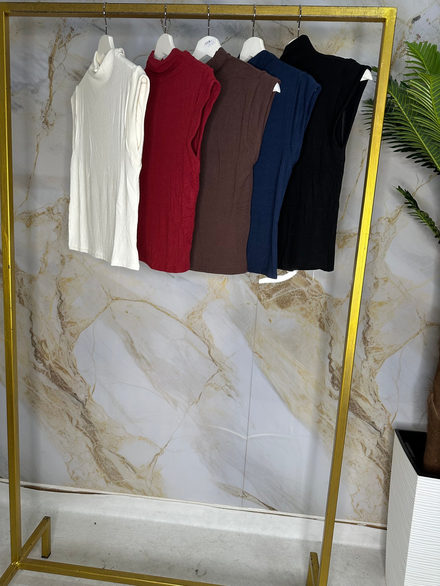 T-SHIRT AMIRA