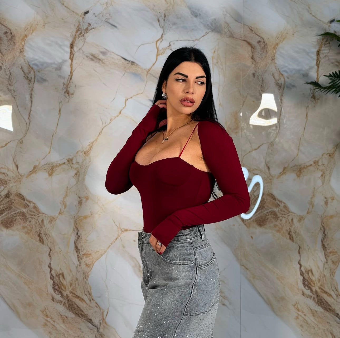 BODY MOLLY